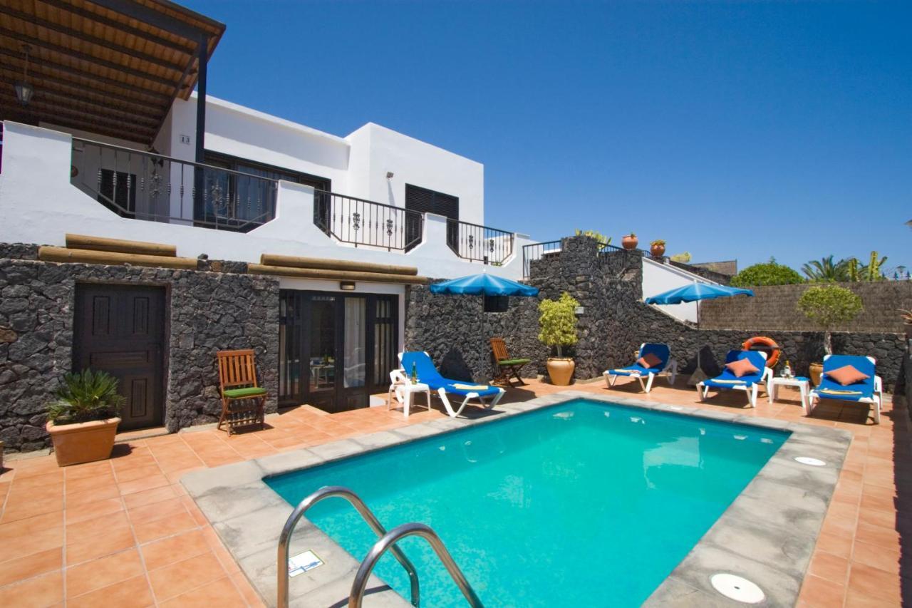 4 Bedroom Villa Saturn With Private Heated Pool Puerto del Carmen (Lanzarote) Exterior foto